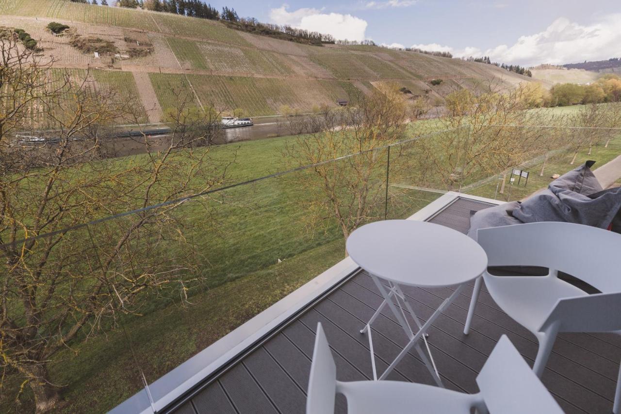 Steillage - Design Moselsuiten Mit Panoramablick Und Spa Brauneberg Exteriér fotografie