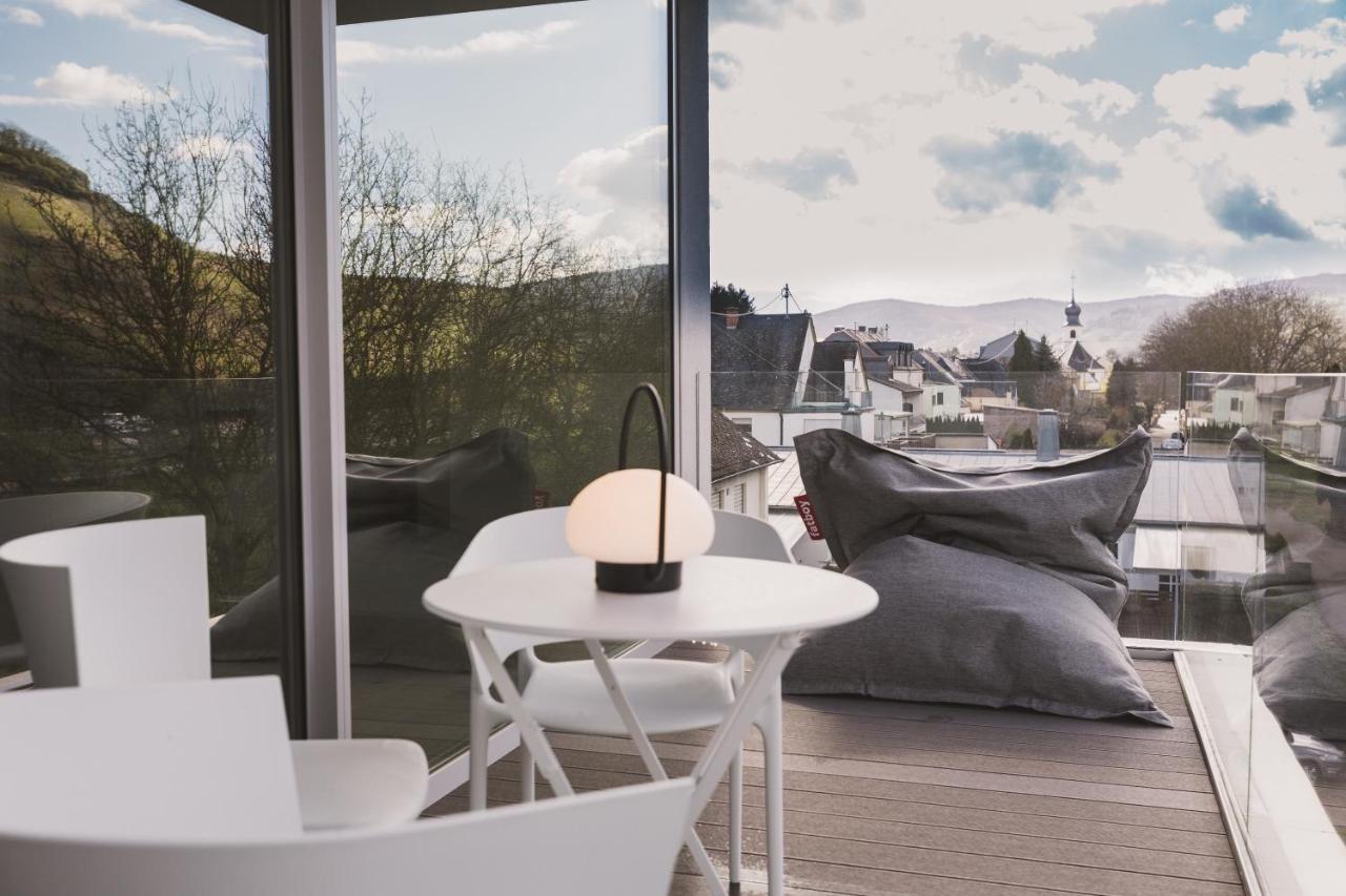 Steillage - Design Moselsuiten Mit Panoramablick Und Spa Brauneberg Exteriér fotografie